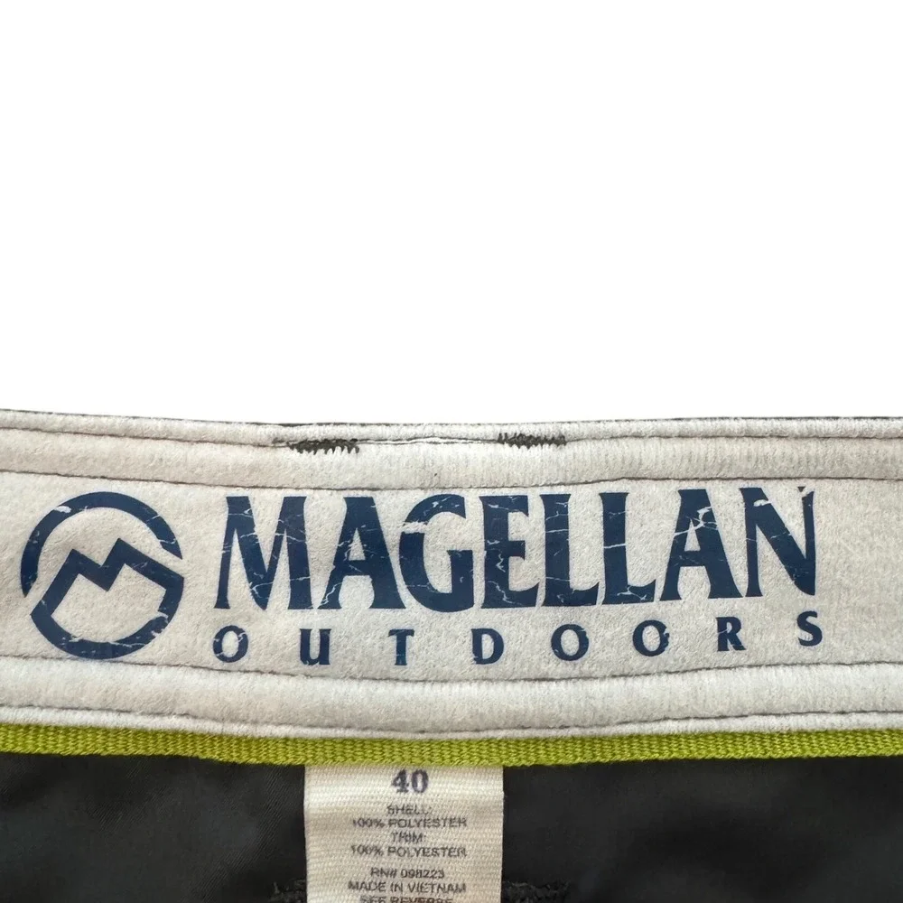 Magellan Outdoors Mens Hiking Pants Charcoal Gray Size 40 Straight‎ Leg Utility - Picture 3 of 6